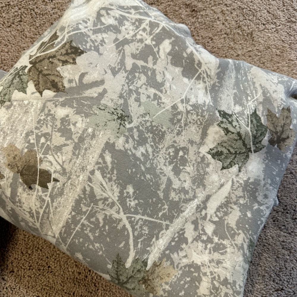 Abercrombie & Fitch Gray Leaf Print Hoodie